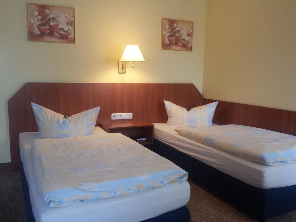 Hotel Evabrunnen Bischofswerda Chambre photo