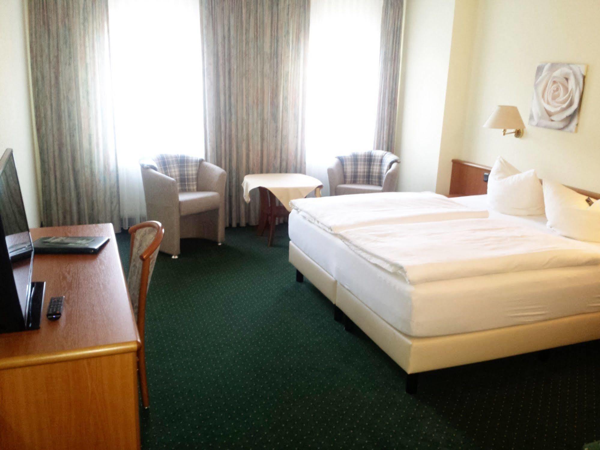Hotel Evabrunnen Bischofswerda Extérieur photo